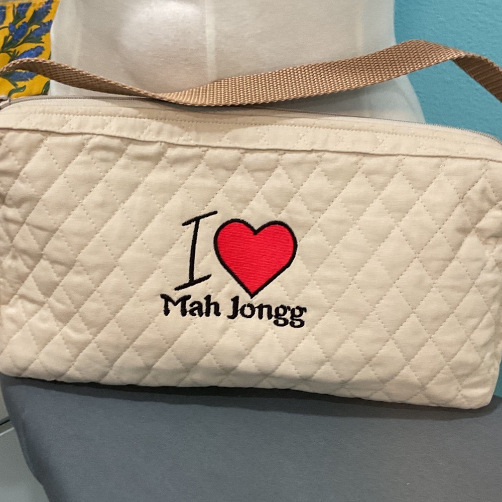 “ I ❤️ Mahjongg” Tan Quilted Mahjongg tile bag.